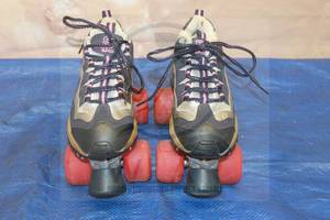 lot 149 image: SKETCHER SPORT ROLLER SKATES , SIZE 7&nbsp