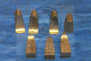 lot 158 image: TOTAL OF 7 LARGE CARBIDE GROVING INSERTS CUTTING TOOLS , 2 14&nbsp