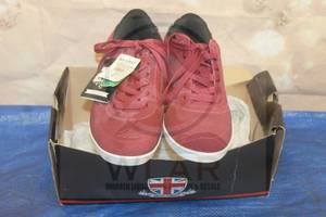 lot 162 image: BRIAN SUMNER AIR SPEED LESS SLEEP MORE SKATE MEN SHOES , SIZE 8 12 IN ORIGINAL BOX&nbsp