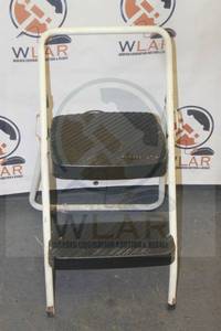 lot 174 image: COSCO 2 STEP FOLD AWAY STEP LADDER