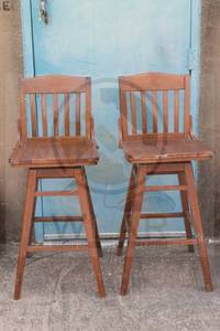 lot 199 image: 2 WOODEN SWIVEL BAR STOOLS