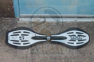 lot 201 image: HI-TIDE THE WAVE STREET SURFER SKATEBOARD