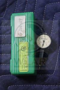 lot 208 image: FEDERAL TESTMASTER DIAL&nbsp TEST INDICATOR .0001&nbsp IN ORIGINAL CASE  SEE PICS&nbsp
