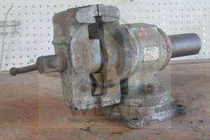 lot 5 image: ALLIED BRAND MULTI - PURPOSE 20 BENCH VISE 120MM&nbsp