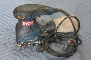 lot 10 image: RYOBI S652D PALM SANDER&nbsp