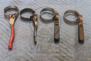 lot 48 image: TOTAL OF 4 OIL FILTER WRENCHES&nbsp
