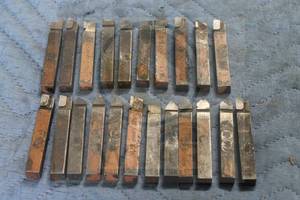 lot 56 image: TOTAL OF 22 LATHE CARBIDE BRAZED TIPPED 3 CUTTING TOOL BITS&nbsp