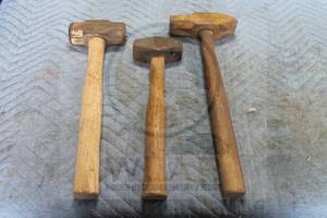 lot 61 image: TOTAL OF 3 SLEDGE HAMMERS WITH WOOD HANDLES  SEE PICS&nbsp