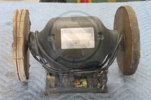 lot 133 image: OHIO FORGE 6 BENCH 510-467 GRINDER  NEED ON OFF SWITCH REPLACED -SEE PICS&nbsp