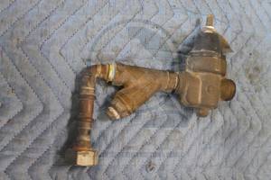 lot 137 image: WATTS WATER PRESSURE BRASS VALVE 25-75&nbsp PSI PLUMBING CONNECTOR FITTINGS&nbsp