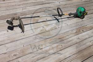 lot 185 image: FEATHER LITE SST25&nbsp 17 CUT 25CC ENGINE WEED EATER&nbsp