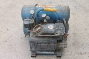 lot 55 image: AIRMATE BY EMGLO 1 12HP AM 78 HC4V&nbsp AIR COMPRESSOR&nbsp
