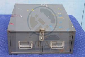 lot 76 image: VINTAGE MCM HEAVY&nbsp DUTY METAL&nbsp 2-DRAWER INDEX CARD&nbsp FILE CABINET , 16 X 6 14 H&nbsp