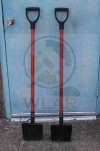 lot 107 image: TOTAL OF 2 - MULTIPURPOSE TABOR TOOLS SHOVELS WITH D-GRIP HANDLES&nbsp