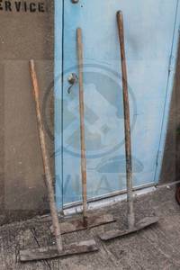 lot 108 image: TOTAL OF 3 WOOD HANDLE CONCRETE FINISHING BULL FLOATS&nbsp