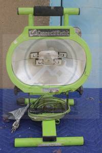 lot 120 image: COMMERCIAL ELECTRIC WORK LIGHT 4Z21&nbsp