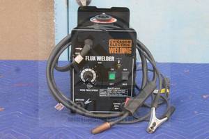 lot 186 image: CHICAGO ELECTRIC FLUX WELDER WITH WIRE