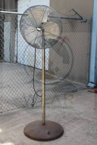 lot 21 image: AIR CIRCULATOR MOTOR STANDING FAN , 6K410&nbsp