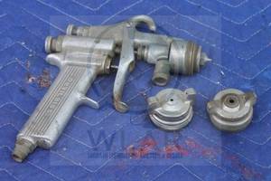 lot 205 image: DEVILBISS PAINT SPRAY GUN TYPE MBC WITH 2 SPARY GUN NOZZLE AIR CAPS , No. 30 &amp No. 62  see pics&nbsp