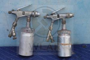 lot 211 image: TOTAL OF 2 DEVILBISS SPRAY GUN TYPE EGA SERIES 502 WITH ALUMINUM CANISTERS&nbsp