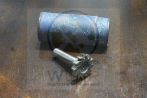 lot 62 image: POLAND SH NO.810 12-SLOT KEYSEAT CUTTER IN STORAGE CASE&nbsp