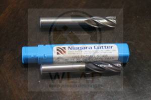 lot 25 image: TOTAL OF 2 CARBIDE END MILLS , USA HSS CO 148362 &amp&nbsp NIAGARA CUTTER HSS 38,&nbsp &nbsp40121  SEE PICS&nbsp