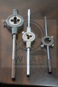 lot 41 image: TOTAL OF 3 ASSORTED BRAND DIES HOLDER ADJUSTABLE TAP WRENCHES  SEE PICS&nbsp