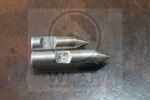 lot 54 image: TOTAL OF 2&nbsp LATHE MORSE TAPER STEEL DEAD CENTER 12 HSS END MILL , 1 34 L &amp 2 14L  SEE PICS&nbsp