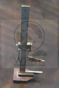 lot 68 image: VERNIER 25 HEIGHT GAGE ON STEEL BASE&nbsp