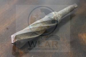 lot 70 image: TAPER SHANK HSS 4FLUTE POINTED CARBIDE 9L DRILL&nbsp BIT&nbsp