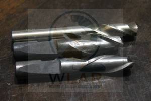 lot 88 image: TOTAL OF 3 HSS 2FLUTE CARBIDE END MILL , 3164, 12, 916&nbsp