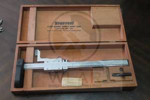lot 100 image: STARRETT FLUSH READING VERNIER HEIGHT GAGE NO, 255 IN ORIGINAL&nbsp STARRETT WOOD STORAGE CASE&nbsp