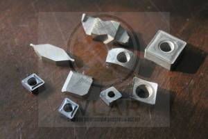 lot 110 image: ASSORTED BRANDSHAPE SIZE CARBIDE MILLING INSERTS ( 9PC)&nbsp