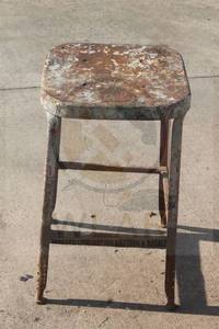 lot 87 image: ANTIQUE&nbsp MECHANICS METAL SHOP STOOL&nbsp