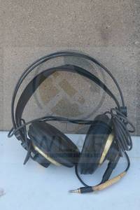 lot 92 image: AKG K240 STUDIO SEMI- OPEN PRO STUDIO HEADPHONES&nbsp