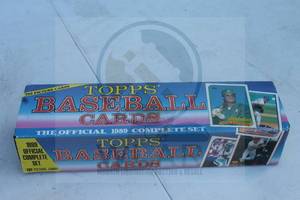 lot 128 image: TOPPS 1989 BASEBALL TRADING&nbsp PLAYERS CARDS IN ORIGINAL BOX  SEE PICS&nbsp
