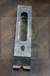 lot 200 image: MACHINIST STEEL HEEL STRAP CLMP GL 60 SAE&nbsp , 7 14L&nbsp