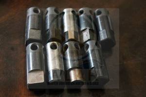 lot 180 image: TOTAL OF 9 CNC LATHE DRILLBORING BARS  SEE PICS&nbsp
