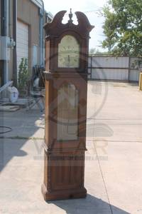lot 208 image: VINTAGE TEMPUS FUGIT GRANDFATHER CLOCK&nbsp WITH FRANZ HERMLE 451-053&nbsp CLOCK MOVEMENT , 74 H&nbsp