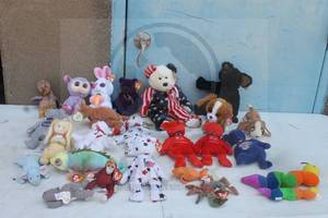 lot 211 image: ASSORTED COLLECTION OF TY BEANIE BABIES ( 20 PLUS)  SEE PICS