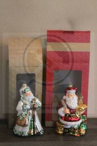 lot 74 image: TOTAL OF 2 DILLARDS TRIMMINGS HAND- BLOWN&nbsp AND HAND -PAINTED GLASS 8 H ORNAMENTS&nbsp
