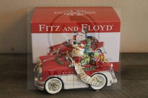 lot 76 image: FITZ AND FLOYD MERRY HOLIDAY&nbsp &amp BRIGHT MUSICAL&nbsp COLLECTION SANTA MOBILE , IN ORIGINAL BOX&nbsp