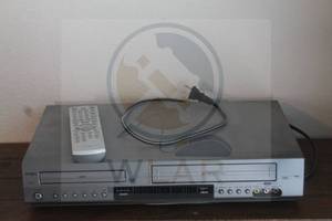 lot 142 image: ZENITH ALLEGRO ABV411 DVD VIDEO CASSETTE RECORDER PLAYER WITH REMOTE&nbsp