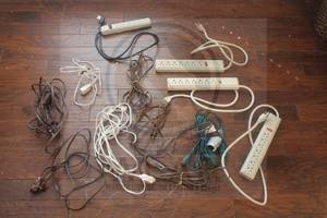 lot 150 image: LOT OF ASSORTED BRAND POWER STRIP SURGE PROTECTORS&nbsp &amp&nbsp INDOOR EXTENSION CORDS  SEE PICS&nbsp