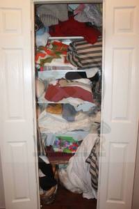 lot 229 image: CONTENTS OF LINEN CLOSET BLANKETS SHEETS PILLOWCASES TOWELS AND MORE MUST TAKE BRING YOUR OWN BAGS OR TOTES