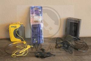 lot 172 image: TOTAL OF 3 CASSETTE PLAYERS - REALISTIC SCP-24 , OLYMPUS PEARLCORDER S702, GPX C3201D  SEE PICS&nbsp