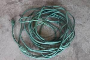 lot 217 image: MEDHEAVY DUTY EXTENSION CORD