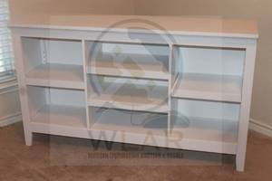 lot 222 image: TARGET&nbsp CARSON WHITE WOOD HORIZONTAL STURDY HARDWOOD&nbsp BOOKCASE WITH ADJUSTABLE SHELVES -THRESHOLD&nbsp