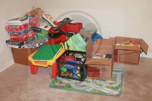 lot 226 image: GENEROUS AMOUNT OF TOYS AND BOOKS MUST TAKE BRING YOUR OWN BAGS OR TOTES