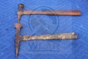 lot 32 image: TOTAL OF 2 VINTAGE WOOD HANDLE AUTO BODY PICK HAMMERS , 12 &amp 14&nbsp